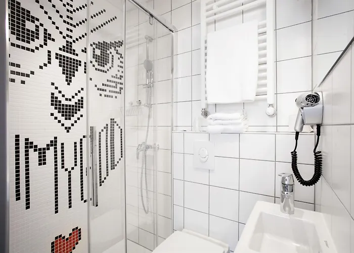 オテル グラファルガー 3*